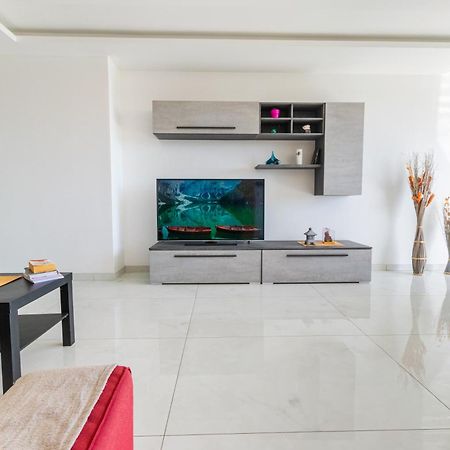 New Spacious Apartment With Amazing View Bugibba St. Paul's Bay Buitenkant foto