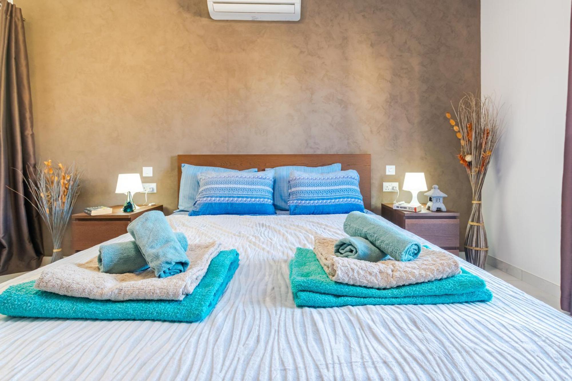 New Spacious Apartment With Amazing View Bugibba St. Paul's Bay Buitenkant foto